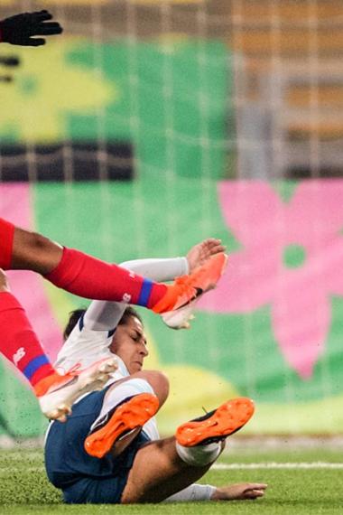 Panama’s Lineth Cerdeño trying to score a goalat San Marcos Stadium