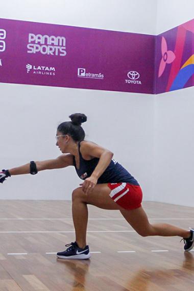 Kelani Lawrence de USA y Paz Muñoz de Ecuador se enfrentan en ronda preliminar de Ráquetbol en los Juegos Lima 2019, en la Villa Deportiva Regional del Callao.