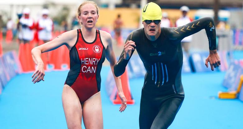 Rose Henry and Alexis Lepage during the racing leg of the mixed relay competition 