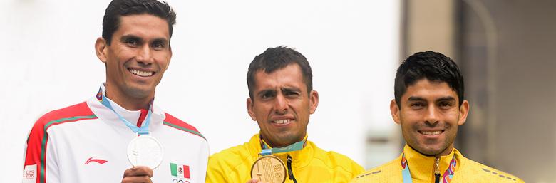 Los atletas ganaron Medallas de Plata, Oro y Bronce en circuito de 50 K.