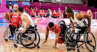 EE. UU. y Puerto Rico se enfrentan ferozmente en baloncesto en silla de ruedas en la Villa Deportiva Nacional – VIDENA en Parapanamericanos Lima 2019
