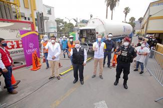 Cisternas con oxígeno importado desde Chile lograron llegar a centros de atención a pacientes COVID-19 en Lima