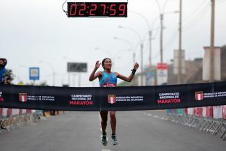Sede Legado fue punto de inicio y la meta de maratón “El Bicentenario del Perú”, donde destacó Jovana de la Cruz, clasificando a los Juegos Olímpicos