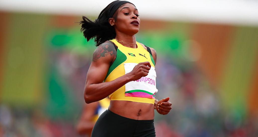 Atleta Elaine Sandra Lee de Jamaica corre en la semifinal femenina de 100 metros, en los Juegos Panamericanos Lima 2019, en la Villa Deportiva Nacional – VIDENA