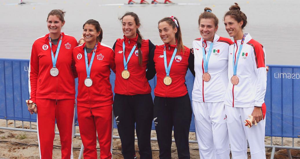 Canadian, Chilean and Mexican rowers reached the podium in coxless pairs event at Laguna Bujama
