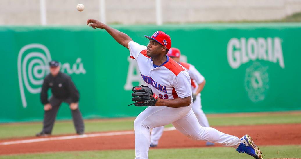 Dominican Ariel Peña Mora faces off against Cuba in Lima 2019 baseball game at Villa María del Triunfo Sports Center
