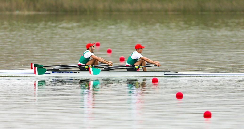 Alan Armenta and Alexis Lopez from Mexico during the Lima 2019 Games lightweight double sculls at Albufera Medio Mundo - Huacho