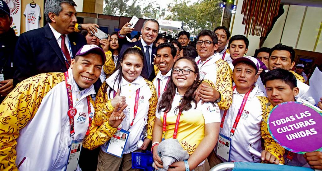 El Premier Salvador del Solar destacó la valiosa participación de los voluntarios de Lima 2019.